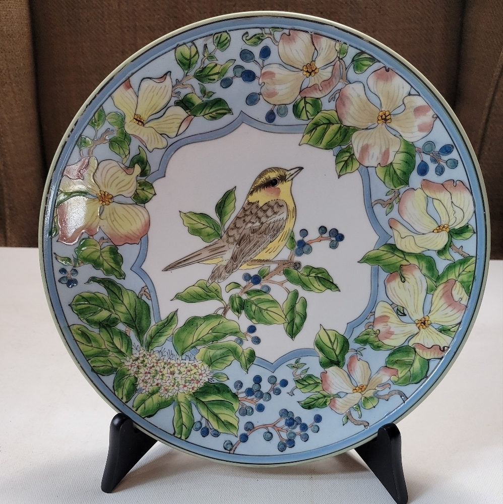 Sadek The Songbird Collection Elizabeth Golz Rush Embossed Flower Bird Plates(2)